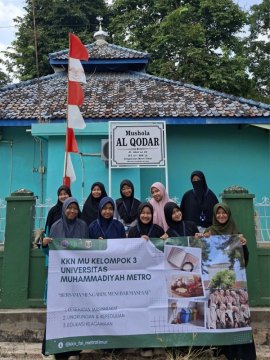 Mahasiswa PAI UM Metro Revitalisasi Musholla Al-Qodar, Hadirkan Ruang Ibadah Bersih dan Edukatif